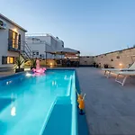 Apartamento Mery House *