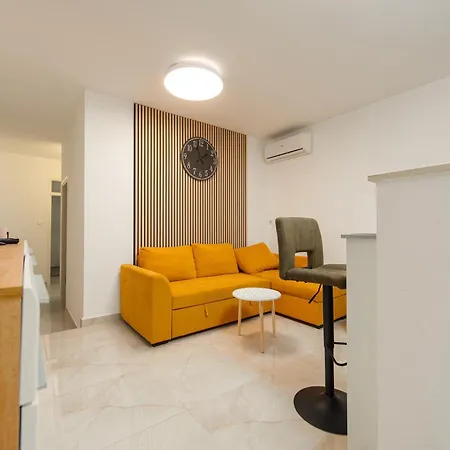 Mery House Zara