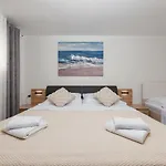Mery House Apartman
