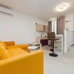 Apartman Mery House *